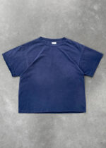 AKIMBO “CHAIN-PEEKER” LIGHT-WEIGHT TEE - SUN FADED NAVY
